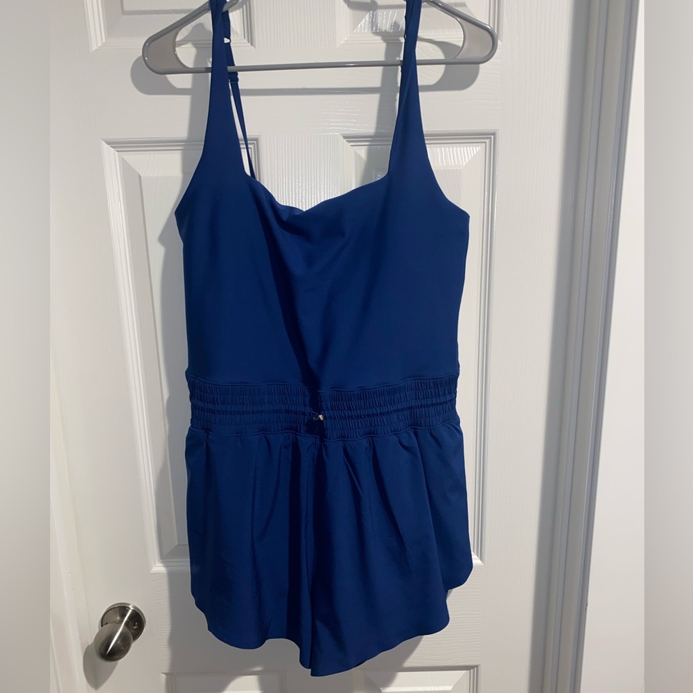 YPB sculptLUX Hybrid Flyaway Onesie